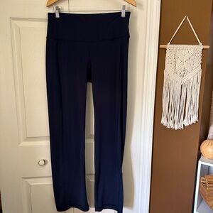 Yogalicious Navy Blue Straight Leg Luxe Soft Yoga Pants / Size L